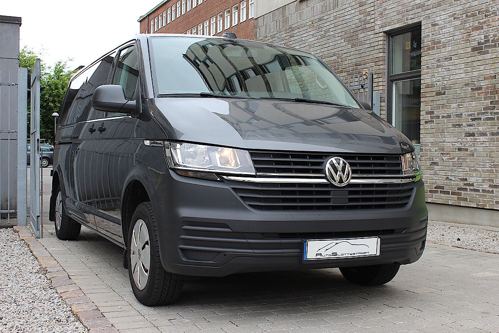 Volkswagen Caravelle 2021 - bild 1 av 17