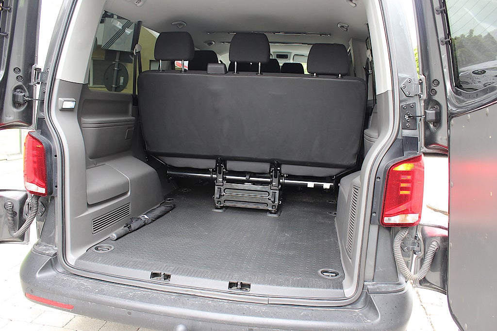 Volkswagen Caravelle 2021 - miniatyr 13