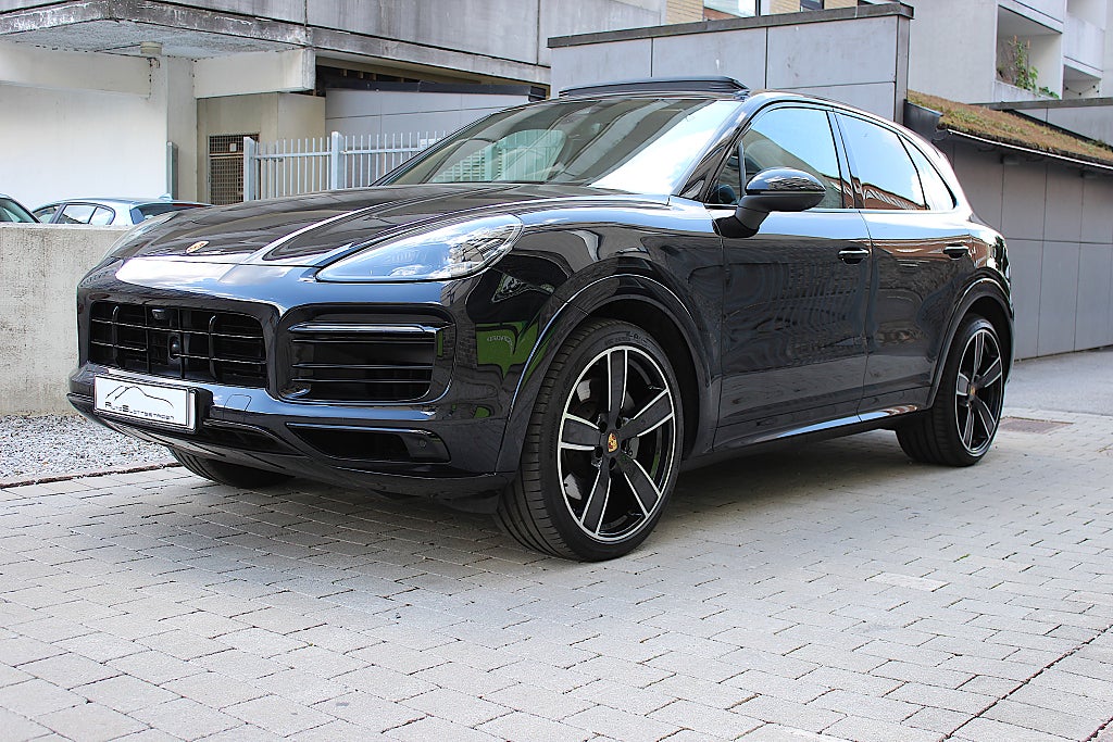 Porsche Cayenne 2020 - miniatyr 2