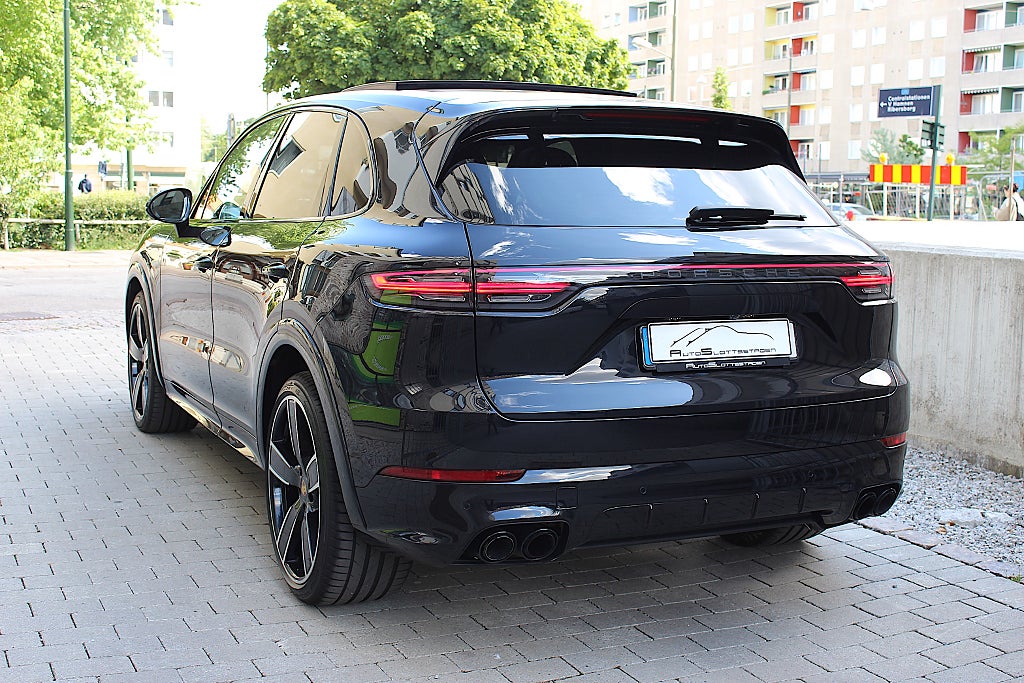 Porsche Cayenne 2020 - miniatyr 15