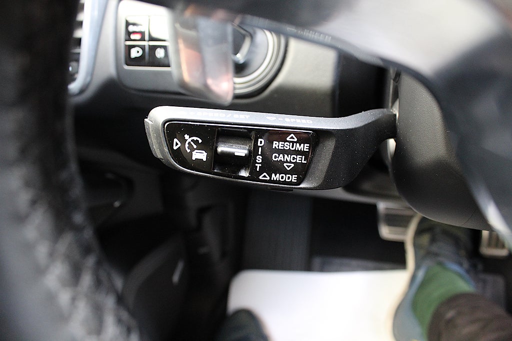 Porsche Cayenne 2020 - miniatyr 34