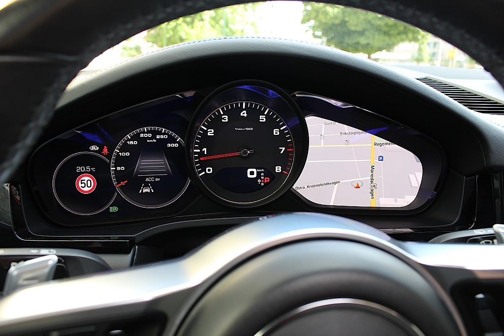 Porsche Cayenne 2020 - miniatyr 38