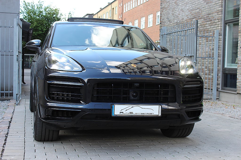 Porsche Cayenne 2020 - miniatyr 9
