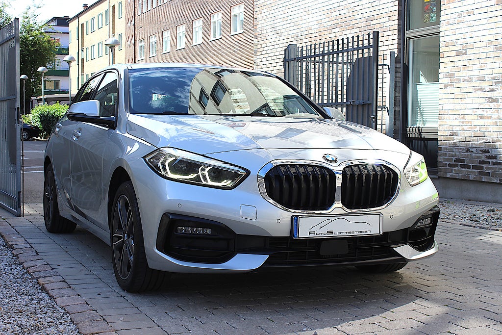 BMW 118I 140hk Steptronic Sport line Euro 6