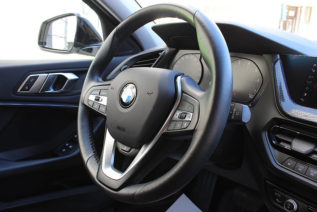 BMW 118I 2020 - miniatyr 4