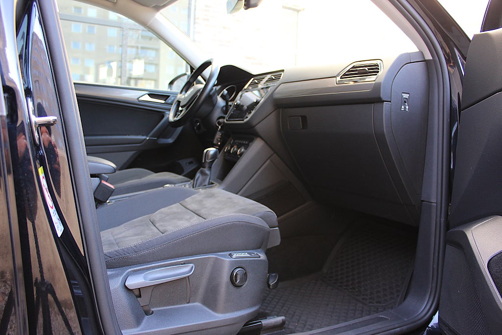 Volkswagen Tiguan 2020 - miniatyr 26