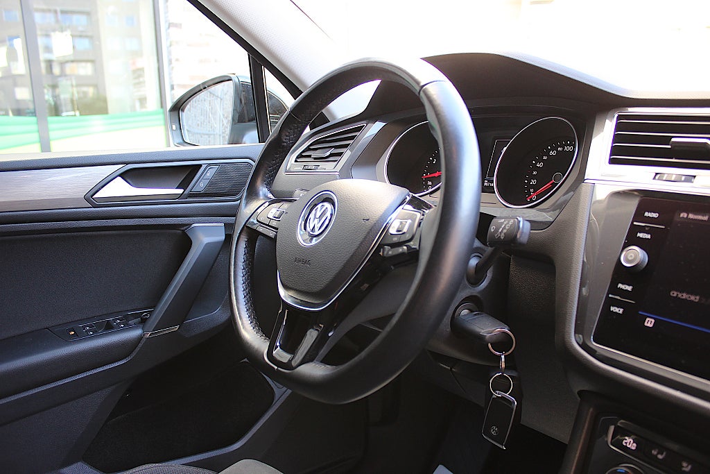 Volkswagen Tiguan 2020 - miniatyr 29