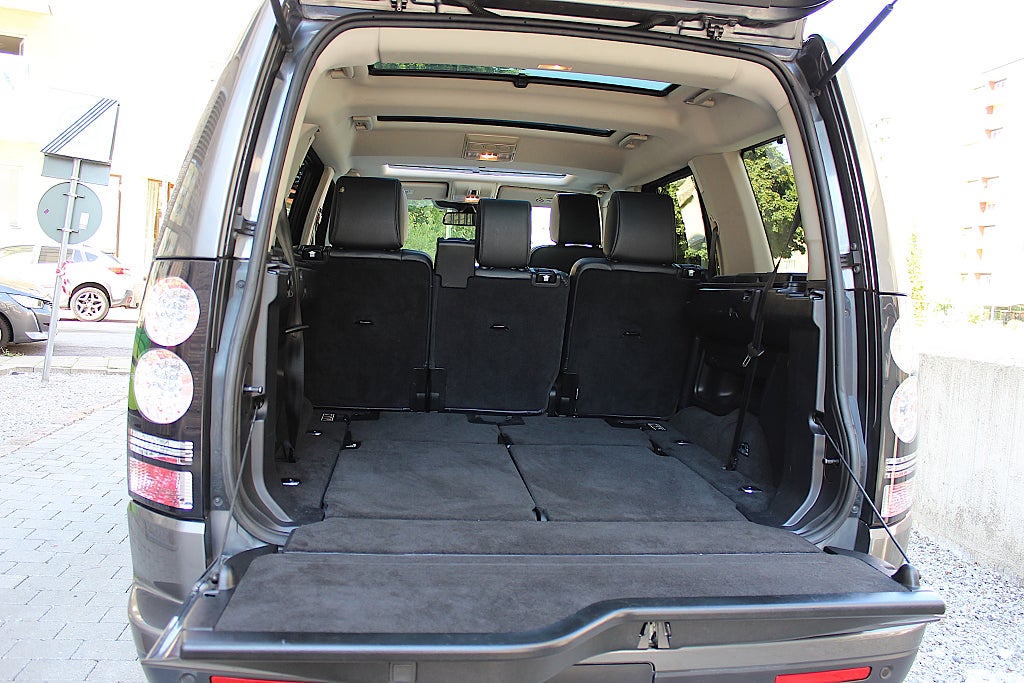 Land Rover Discovery 2015 - miniatyr 17