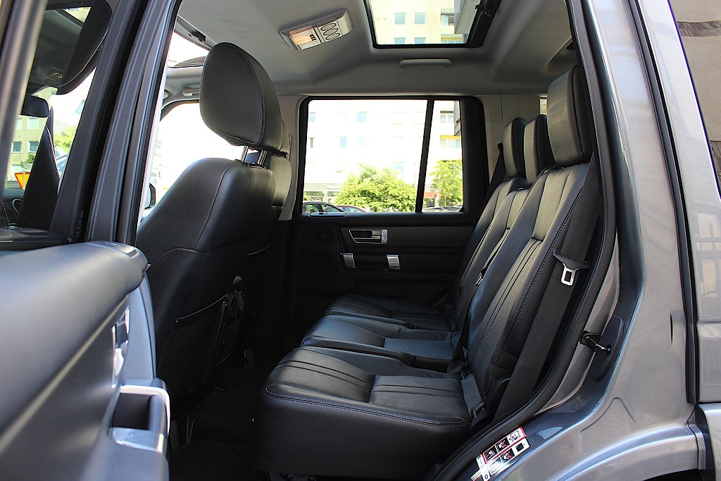Land Rover Discovery 2015 - miniatyr 25