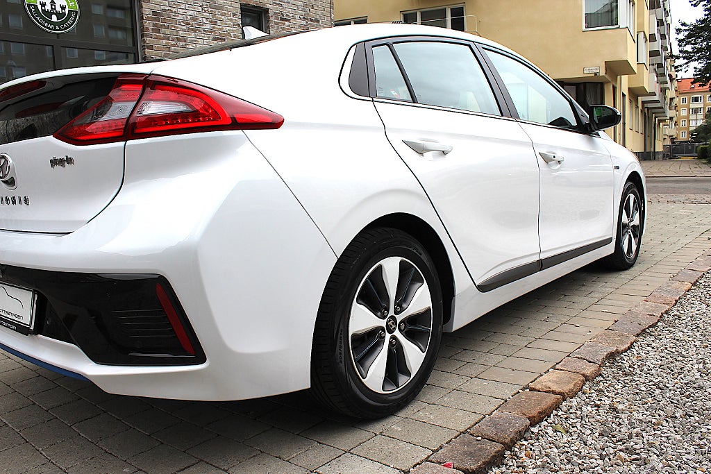 Hyundai IONIQ 2017 - miniatyr 14