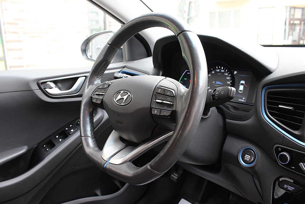 Hyundai IONIQ 2017 - miniatyr 26