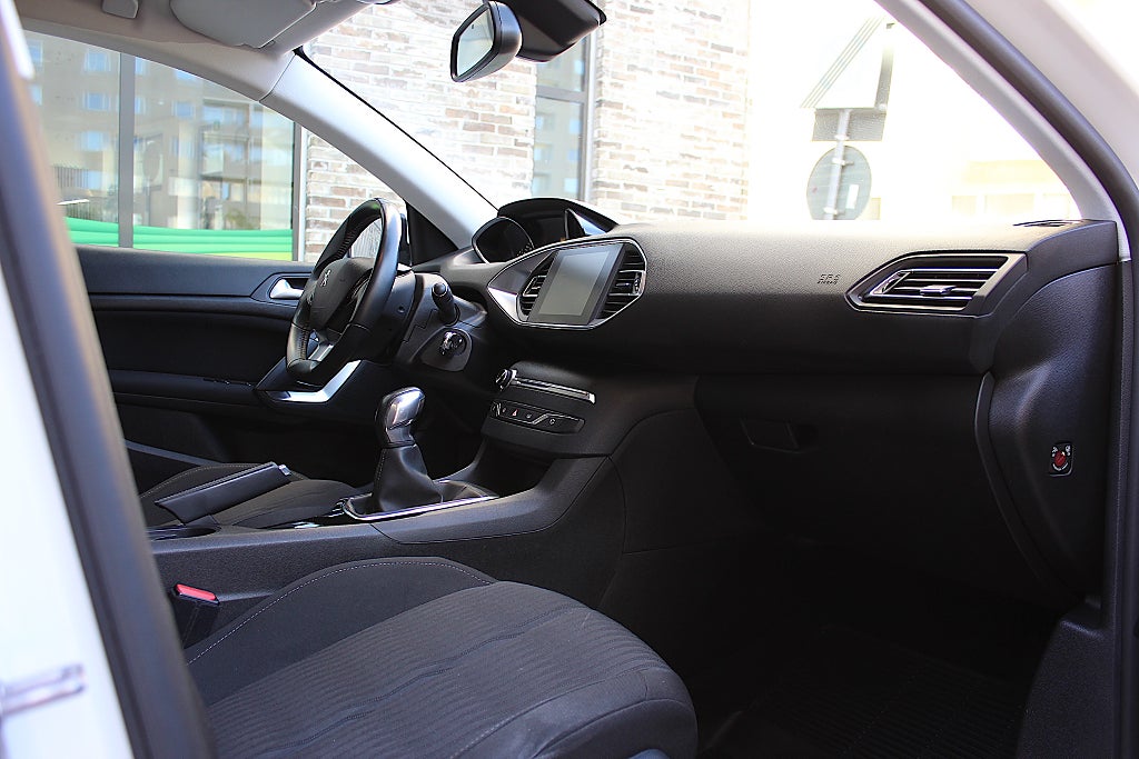 Peugeot 308 2014 - miniatyr 15