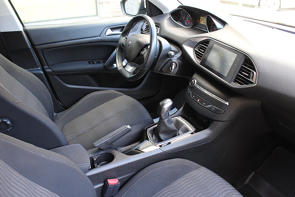 Peugeot 308 2014 - miniatyr 16