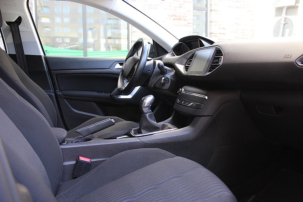 Peugeot 308 2014 - miniatyr 3