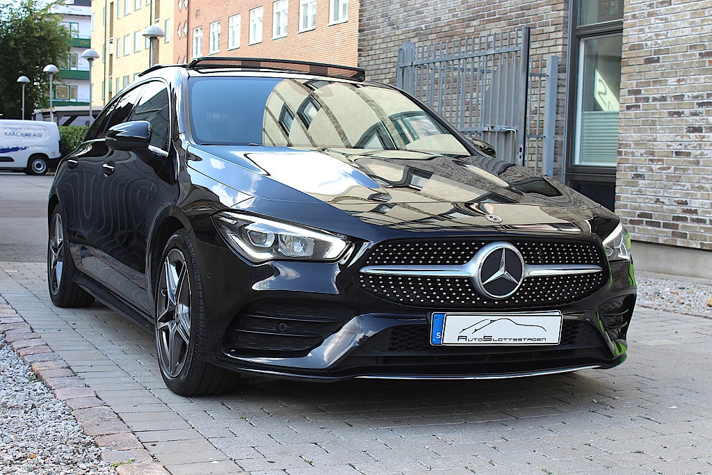 Mercedes-Benz CLA 200 d Shooting Brake 8G-DCT AMG Line Eu6 / Pano / Wide