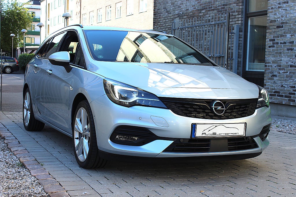 Opel Astra 2020 - bild 1 av 32