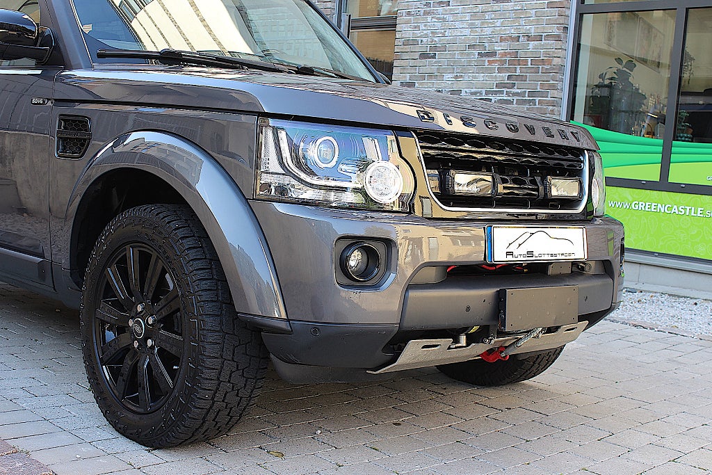 Land Rover Discovery 2016 - miniatyr 2