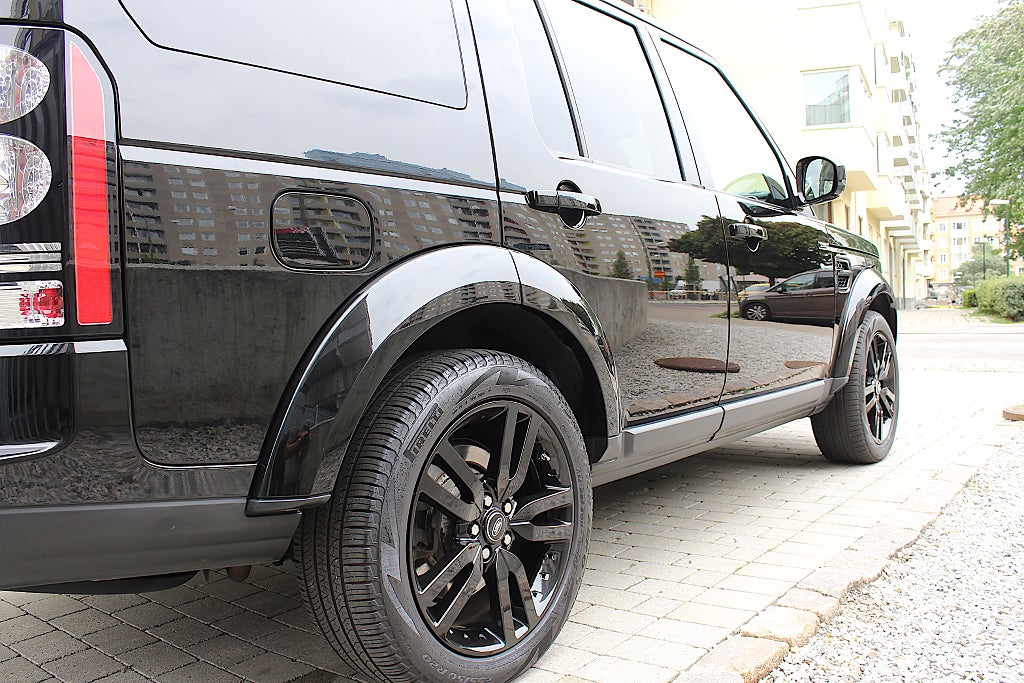 Land Rover Discovery 2016 - miniatyr 16