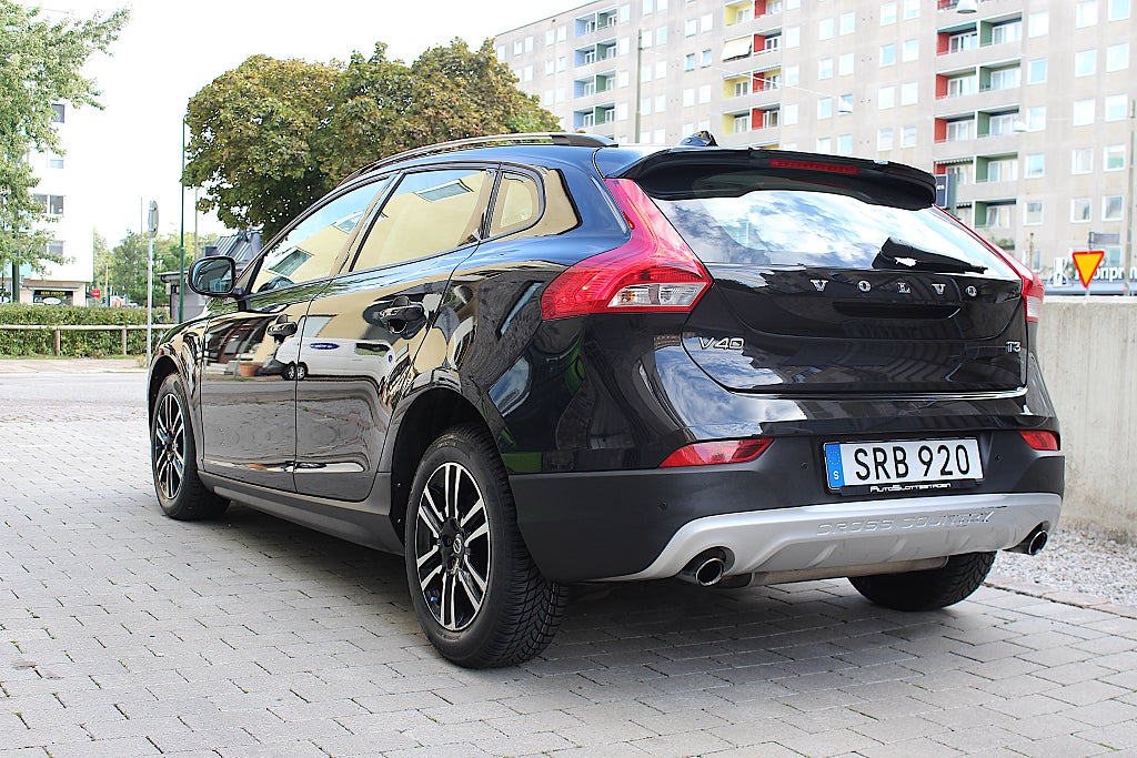 Volvo V40 Cross Country 2017 - miniatyr 2