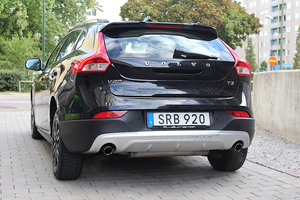 Volvo V40 Cross Country 2017 - miniatyr 15