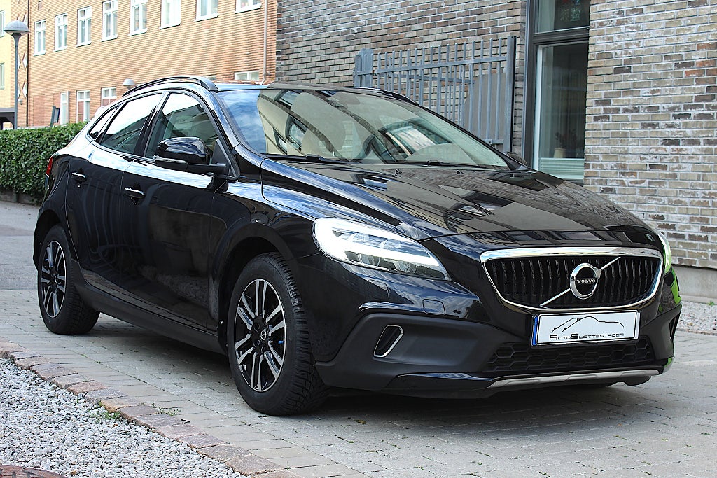 Volvo V40 Cross Country 2017 - miniatyr 7