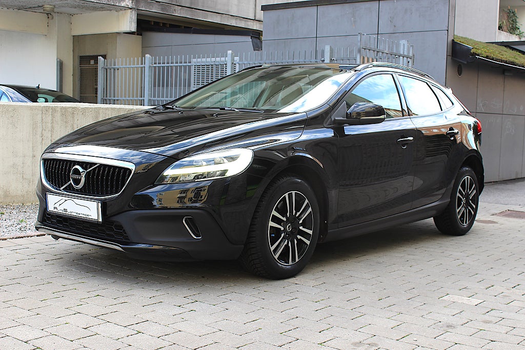 Volvo V40 Cross Country 2017 - miniatyr 10