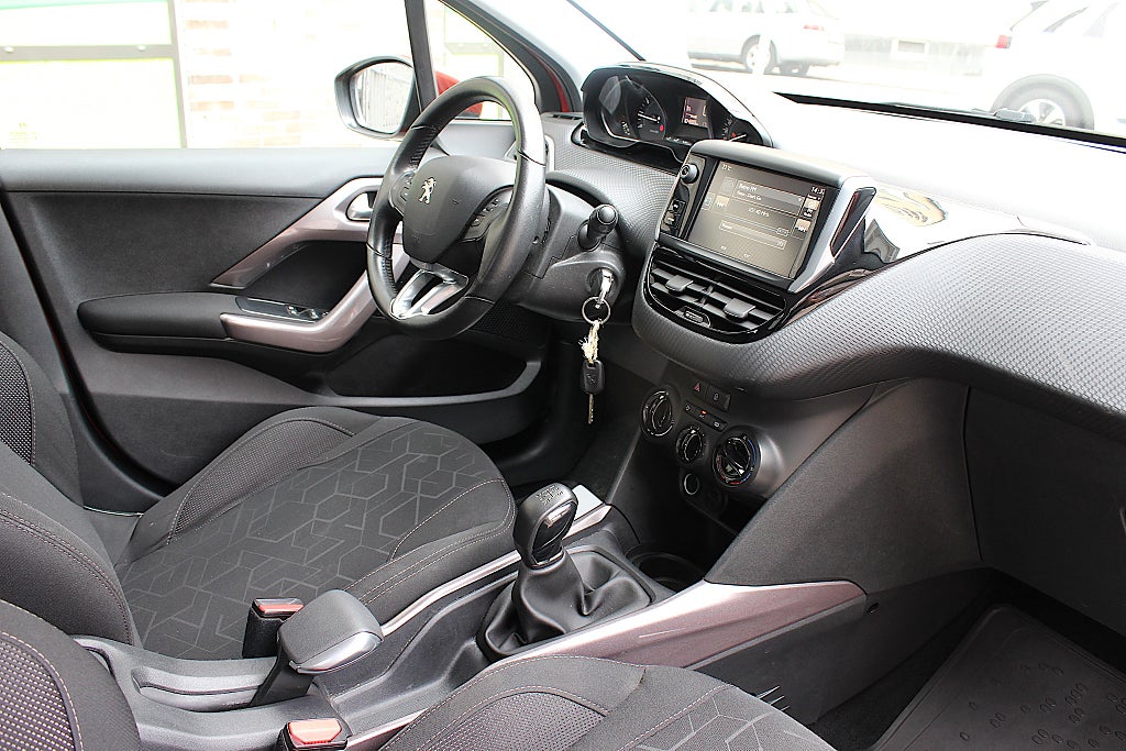 Peugeot 2008 2016 - miniatyr 3