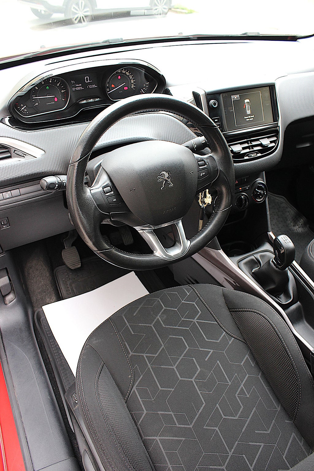 Peugeot 2008 2016 - miniatyr 21