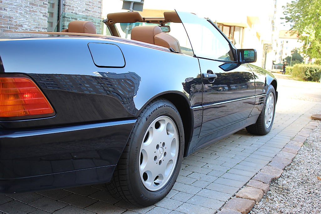 Mercedes-Benz SL 1995 - miniatyr 17