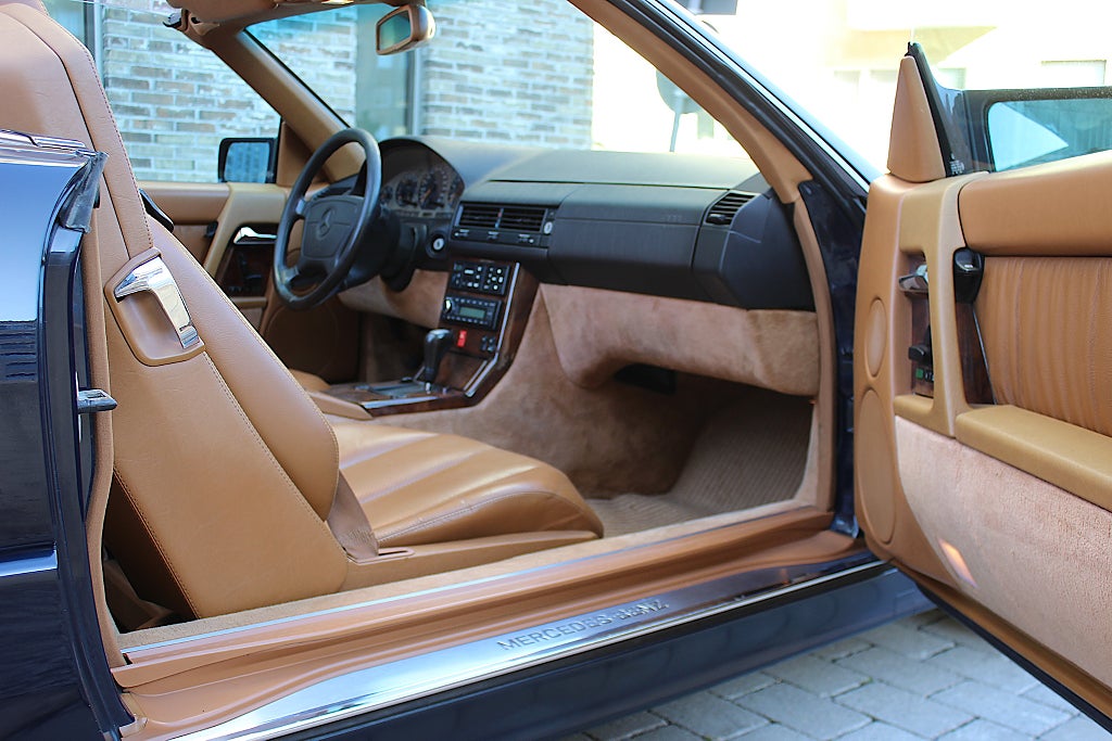 Mercedes-Benz SL 1995 - miniatyr 24