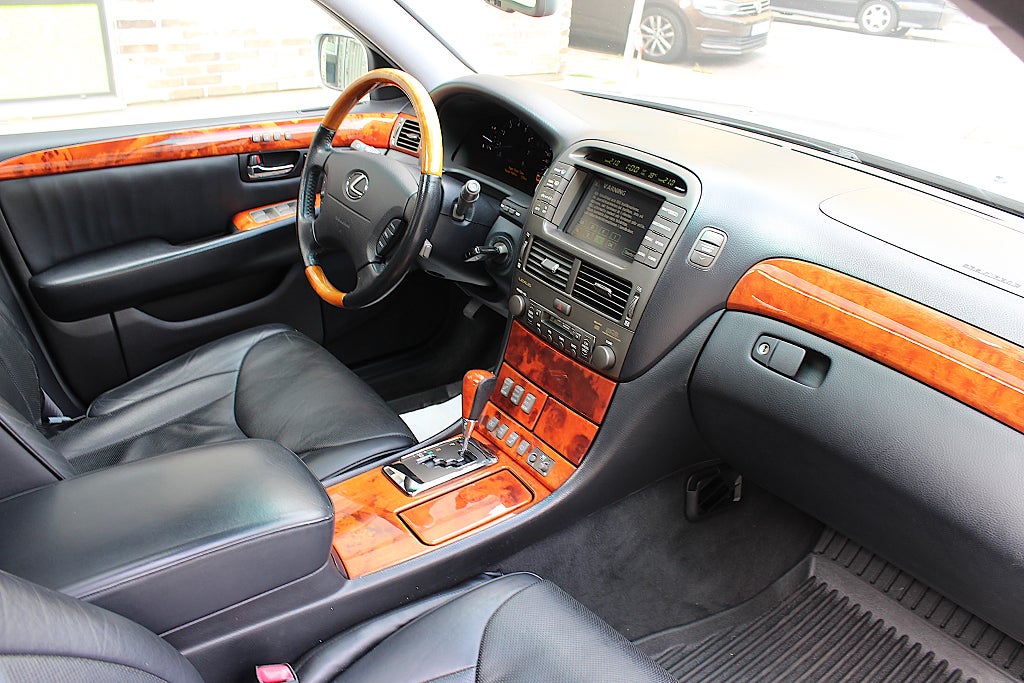 Lexus LS 2004 - miniatyr 27
