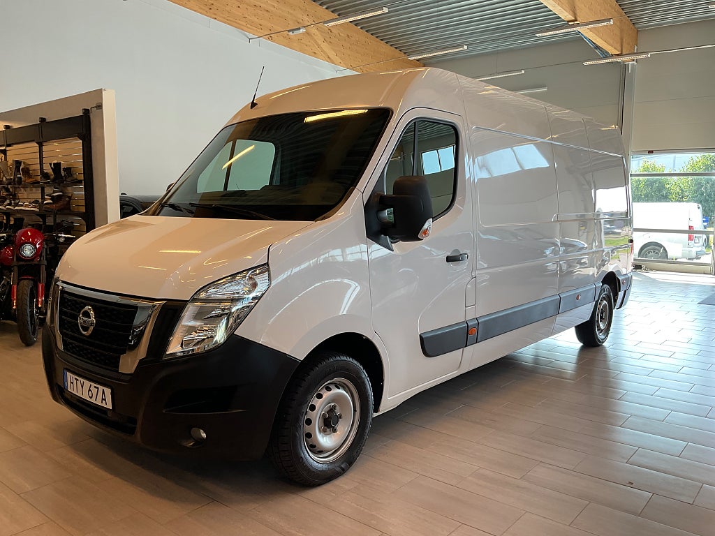 Nissan Interstar 2022 - bild 1 av 9