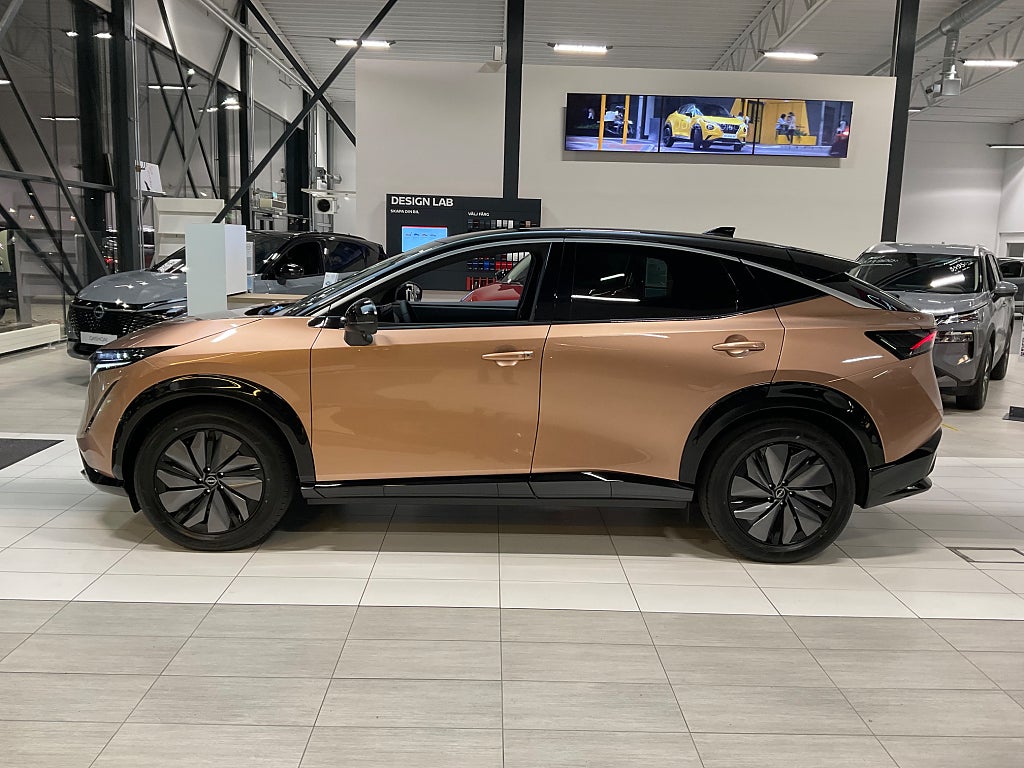 Nissan Ariya 2025 - miniatyr 2
