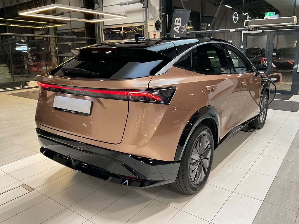 Nissan Ariya 2025 - miniatyr 4