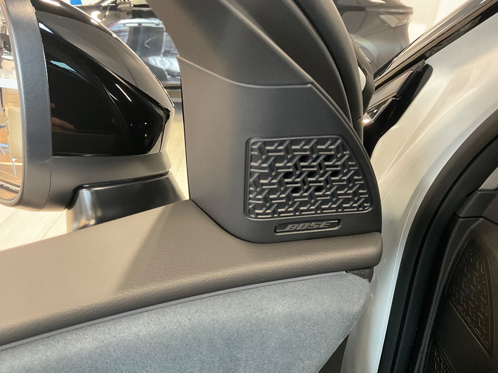 Nissan Ariya 2023 - miniatyr 14