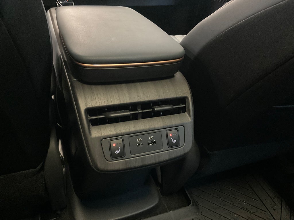 Nissan Ariya 2023 - miniatyr 22