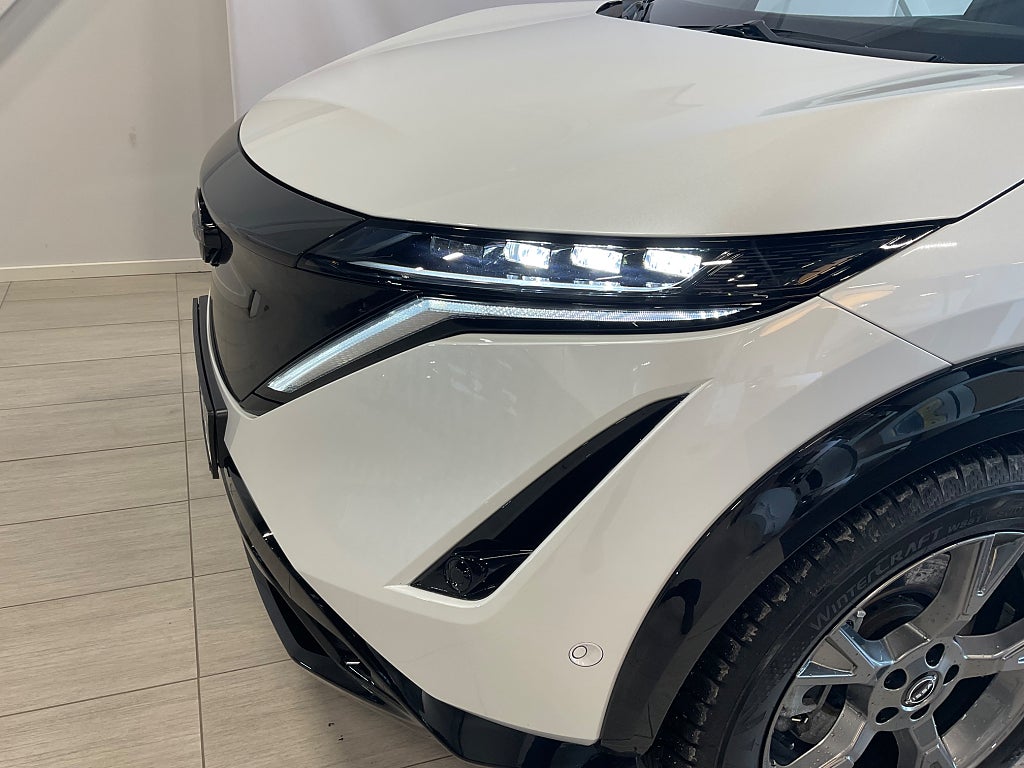 Nissan Ariya 2023 - miniatyr 10