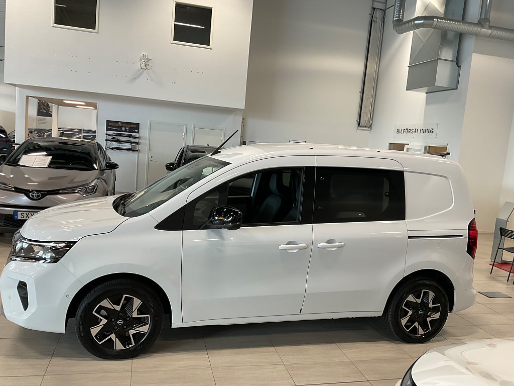 Nissan Townstar 2024 - miniatyr 2