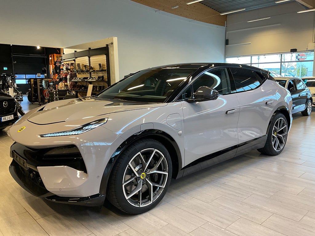 Lotus Eletre 2024 - bild 1 av 17