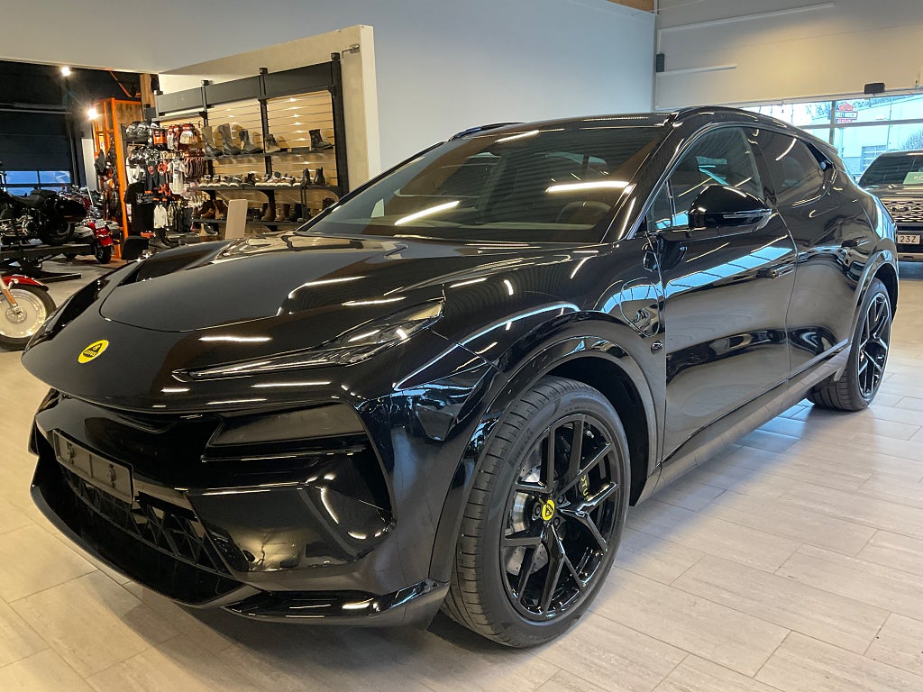 Lotus Eletre 2025 - bild 1 av 20