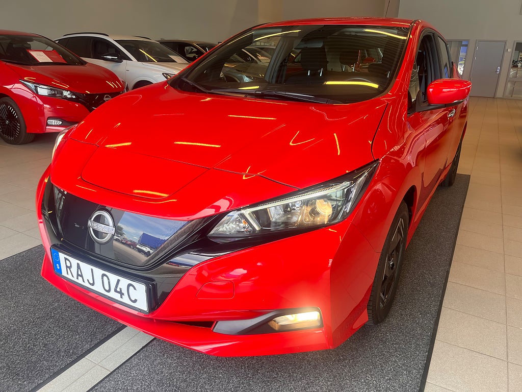 Nissan Leaf 2023 - bild 1 av 13