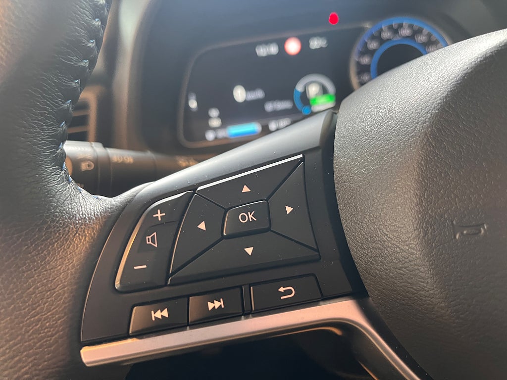 Nissan Leaf 2023 - miniatyr 11