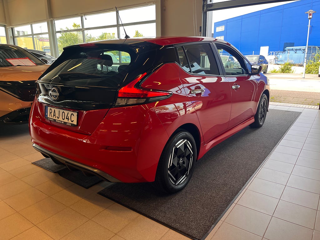 Nissan Leaf 2023 - miniatyr 5