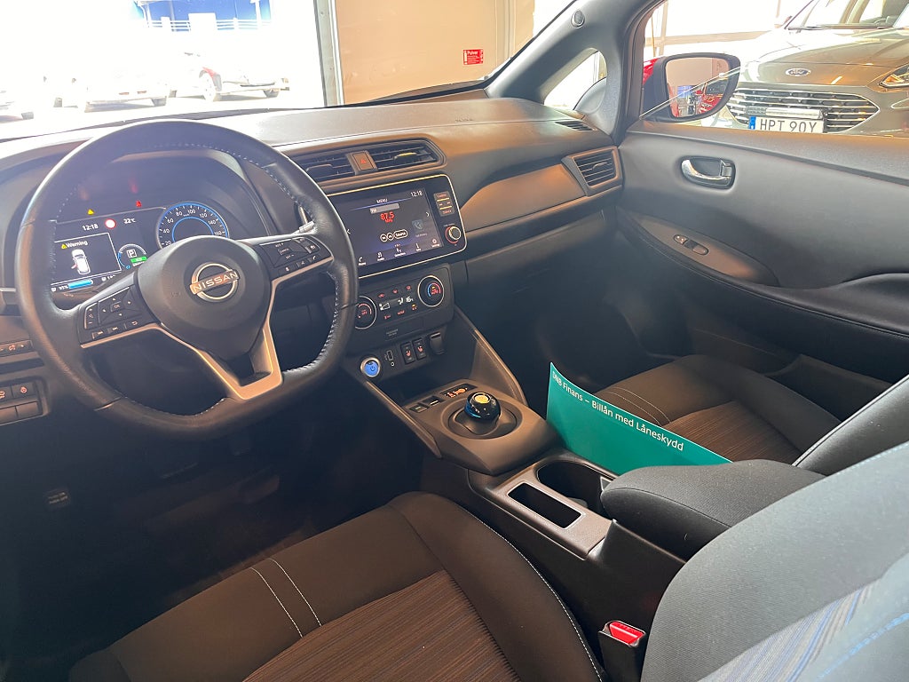 Nissan Leaf 2023 - miniatyr 9