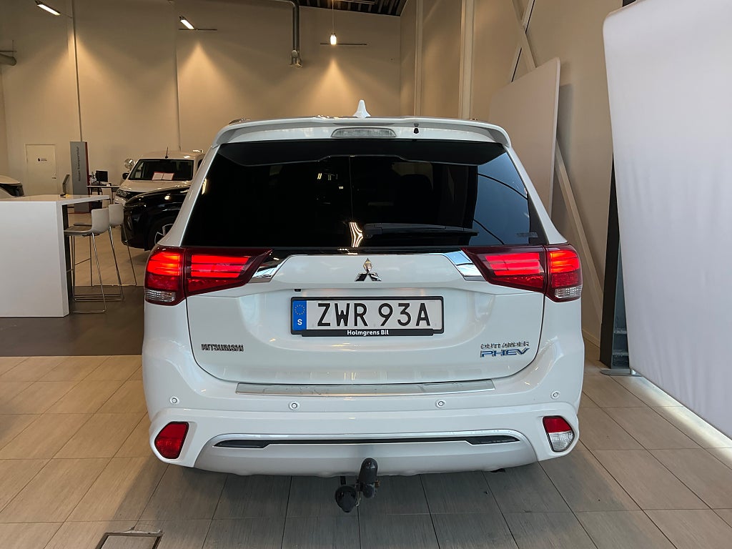 Mitsubishi Outlander 2019 - miniatyr 5