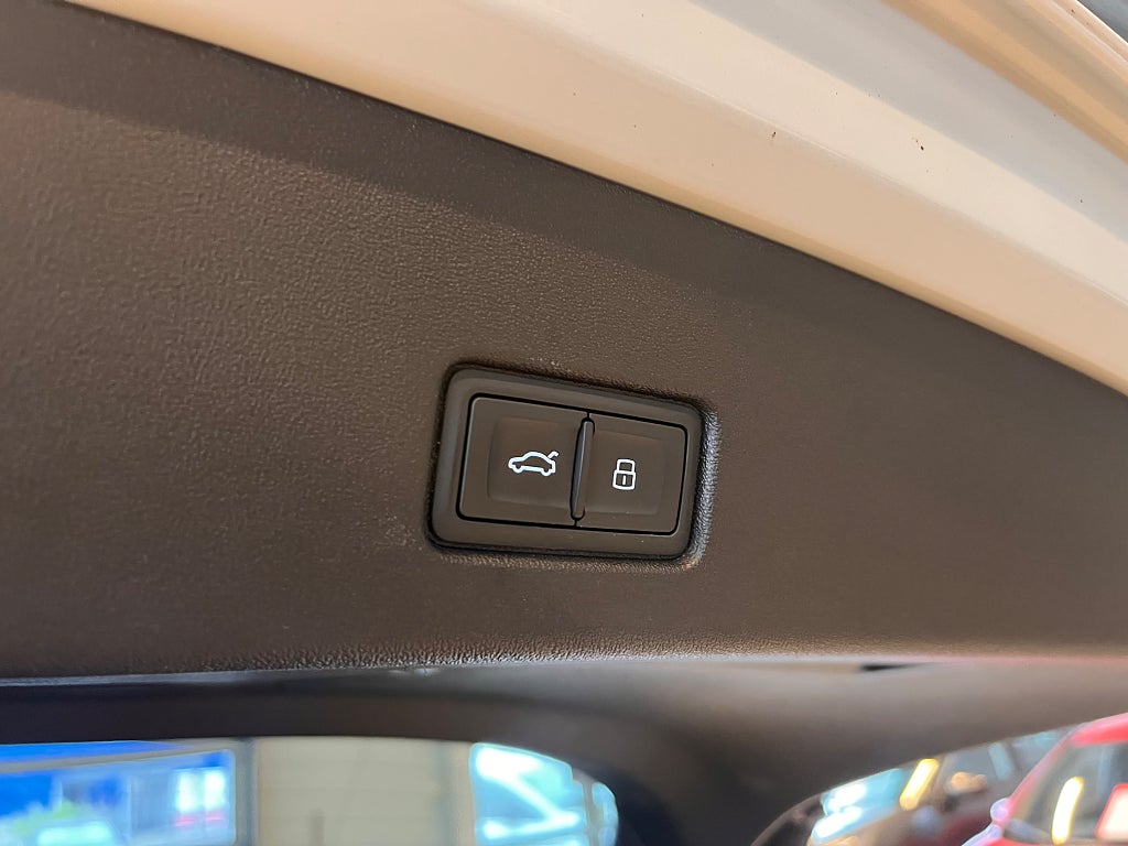 Audi Q4 E-Tron 2022 - miniatyr 18