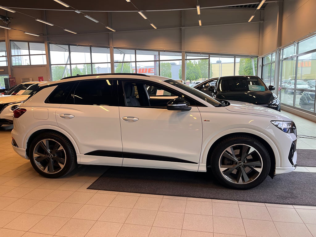 Audi Q4 E-Tron 2022 - miniatyr 5