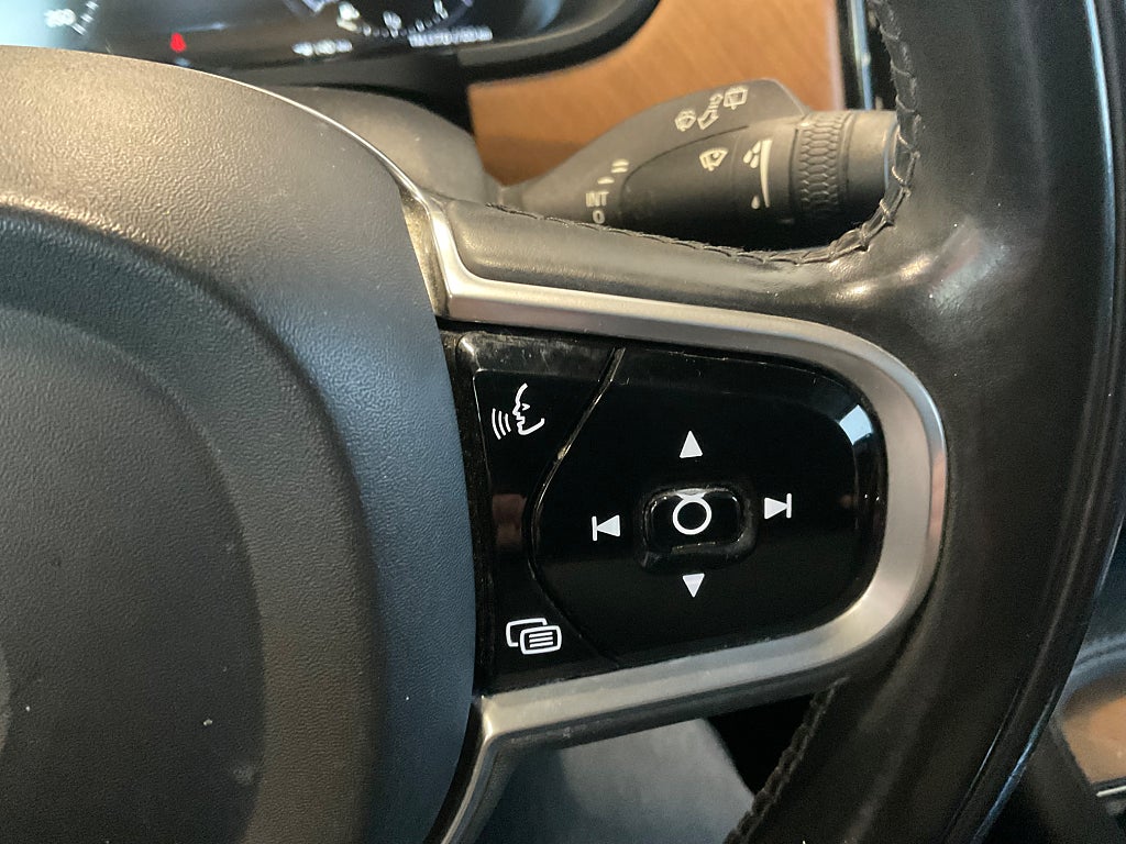 Volvo V90 2018 - miniatyr 11