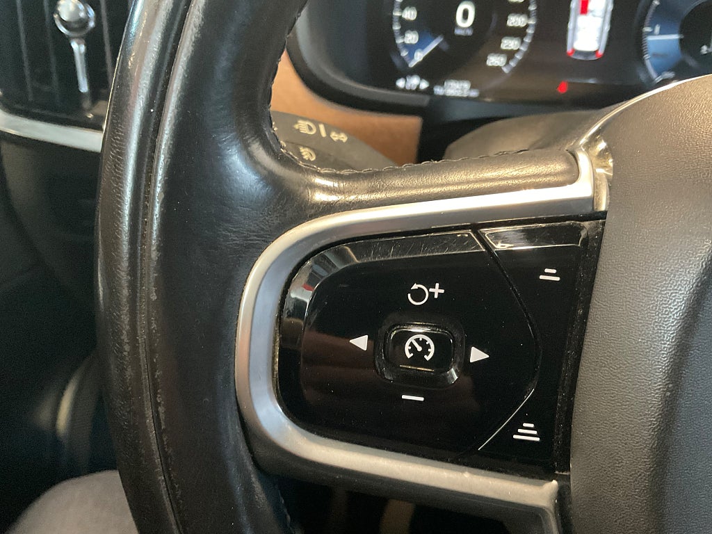 Volvo V90 2018 - miniatyr 12