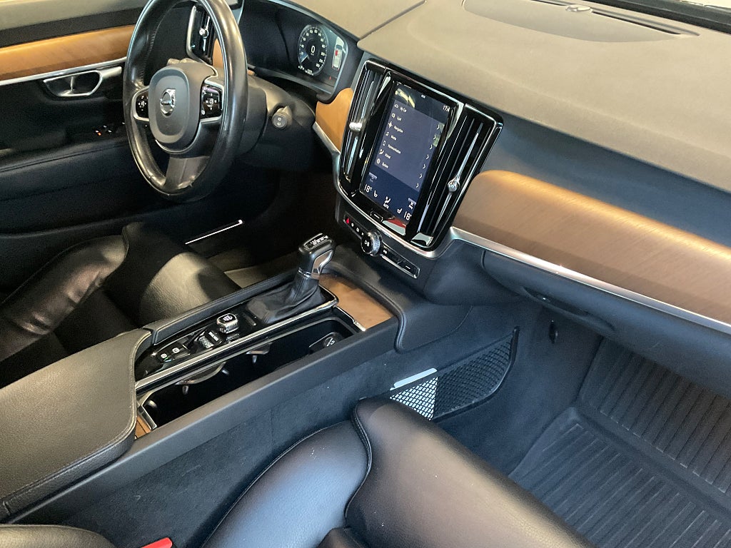 Volvo V90 2018 - miniatyr 22